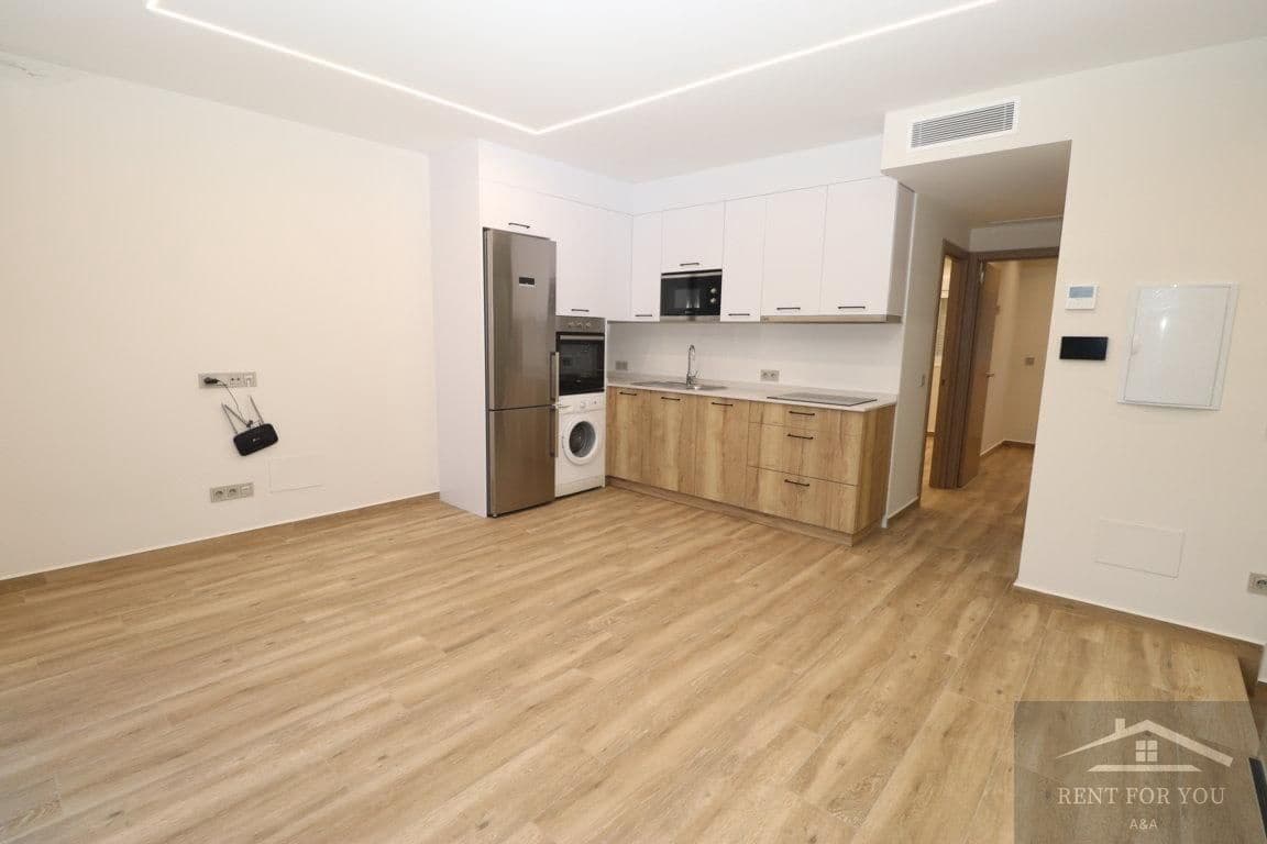 Piso de 2 habitaciones en Alhaurín el Grande en alquiler - 900 € (Ref: 8900764)