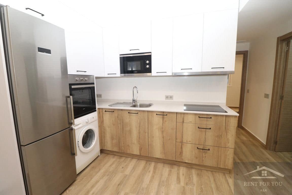 Piso de 2 habitaciones en Alhaurín el Grande en alquiler - 900 € (Ref: 8900764)