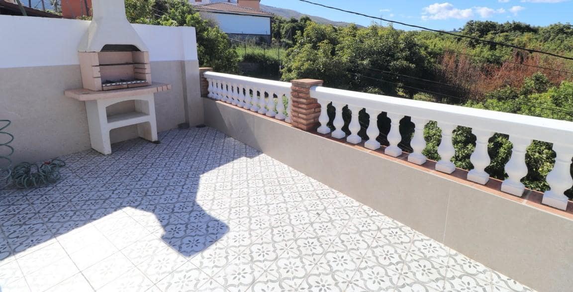 Piso de 2 habitaciones en Alhaurín el Grande en alquiler - 900 € (Ref: 8900764)