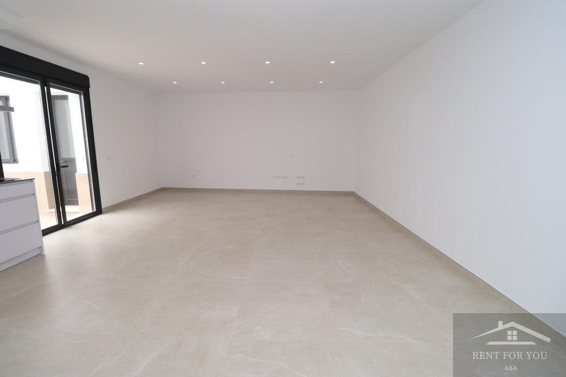 2 bedroom Flat for rent in Alhaurin el Grande with garage - € 1,100 (Ref: 8917486)