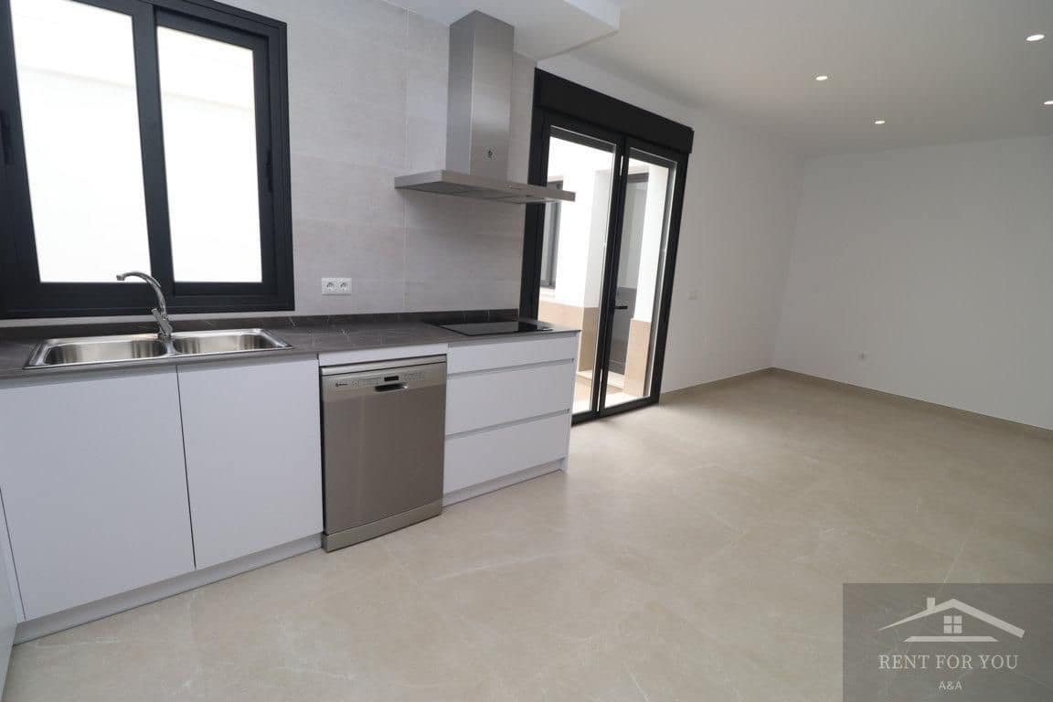 2 bedroom Flat for rent in Alhaurin el Grande with garage - € 1,100 (Ref: 8917486)