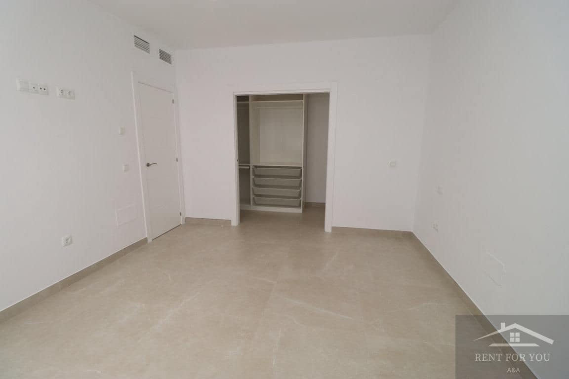 2 bedroom Flat for rent in Alhaurin el Grande with garage - € 1,100 (Ref: 8917486)