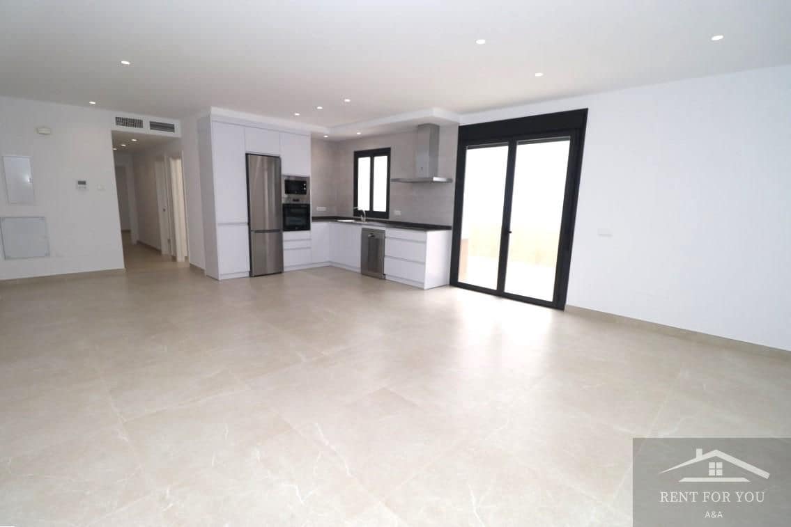 2 bedroom Flat for rent in Alhaurin el Grande with garage - € 1,100 (Ref: 8917486)