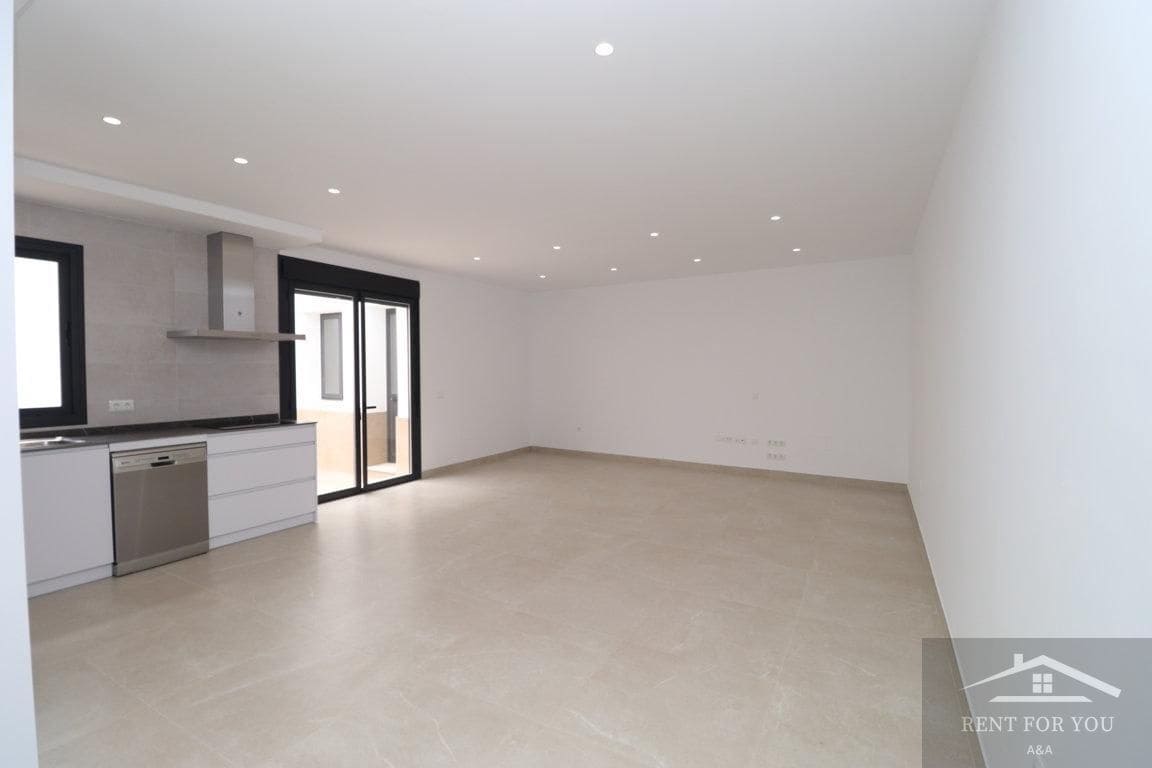 2 bedroom Flat for rent in Alhaurin el Grande with garage - € 1,100 (Ref: 8917486)