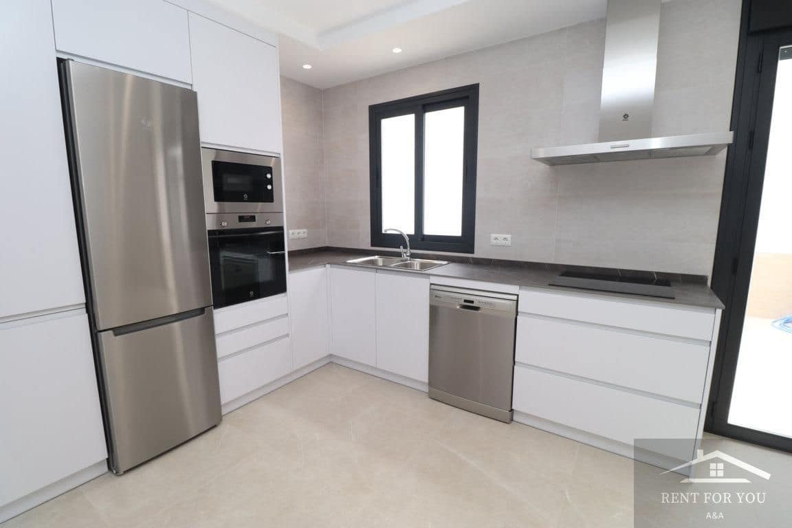 2 bedroom Flat for rent in Alhaurin el Grande with garage - € 1,100 (Ref: 8917486)