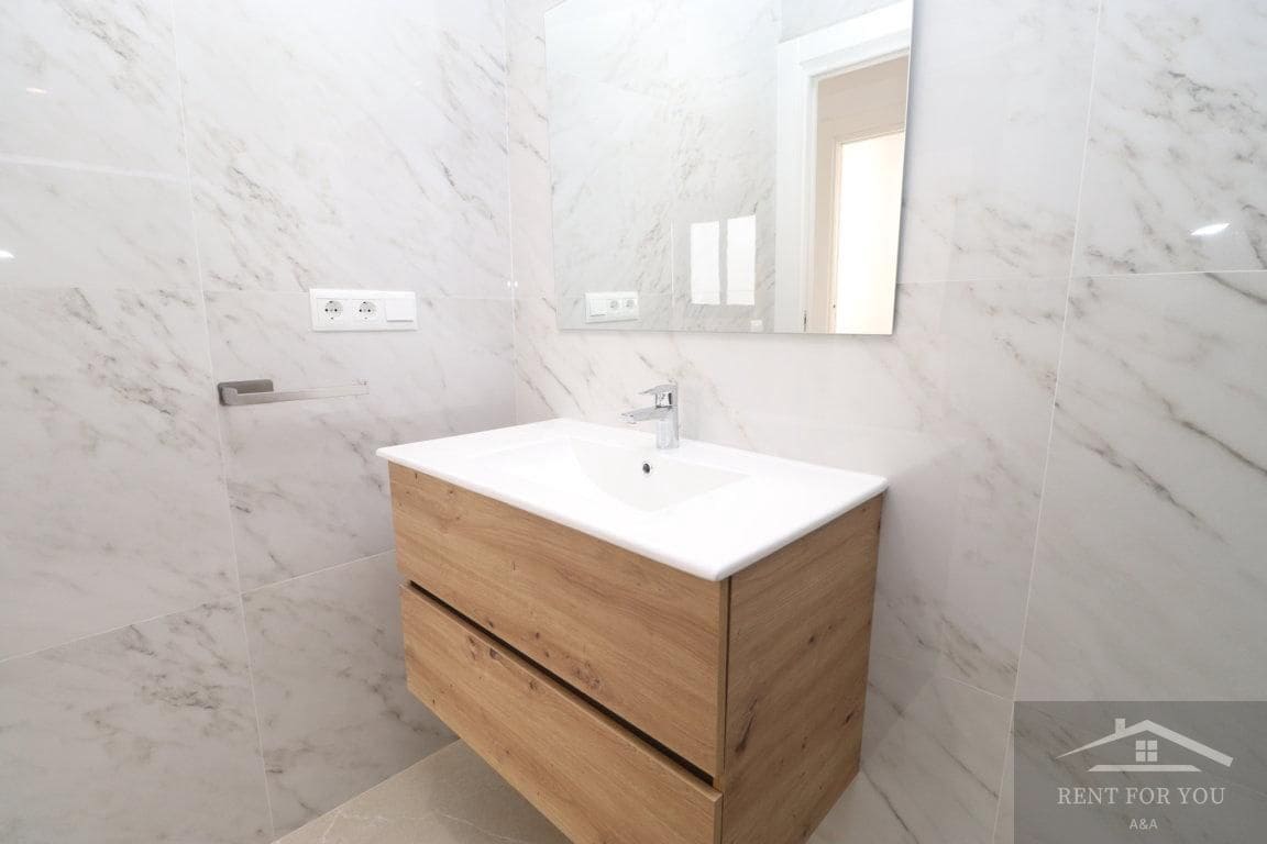 2 bedroom Flat for rent in Alhaurin el Grande with garage - € 1,100 (Ref: 8917486)