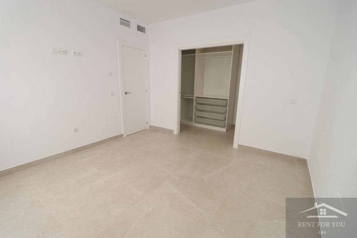 2 bedroom Flat for rent in Alhaurin el Grande with garage - € 1,100 (Ref: 8917486)