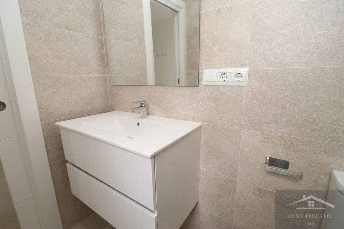 2 bedroom Flat for rent in Alhaurin el Grande with garage - € 1,100 (Ref: 8917486)
