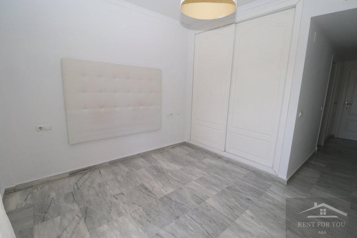 Appartement de 2 chambres à louer à Alhaurin Golf avec piscine garage - 1 100 € (Ref: 8939258)