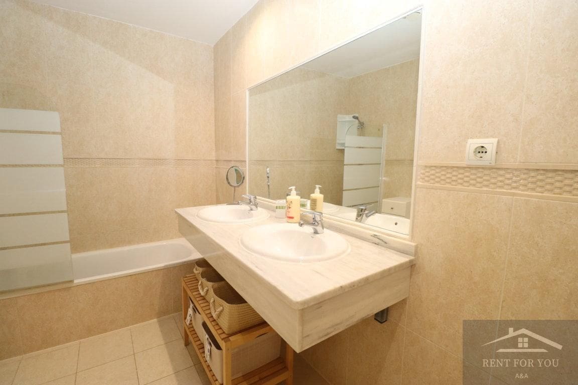 Appartement de 2 chambres à louer à Alhaurin Golf avec piscine garage - 1 100 € (Ref: 8939258)