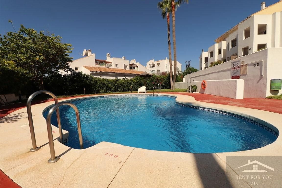 Appartement de 2 chambres à louer à Alhaurin Golf avec piscine garage - 1 100 € (Ref: 8939258)