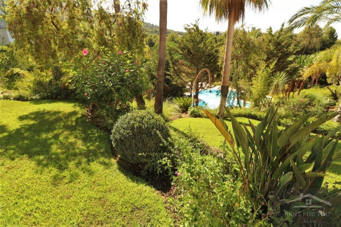 Appartement de 2 chambres à louer à Alhaurin Golf avec piscine garage - 1 100 € (Ref: 8939258)