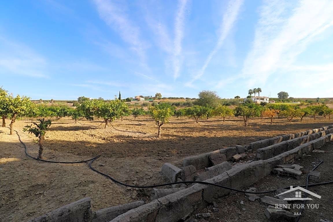 Grunde uden byggetilladelser til salg i Alhaurin el Grande - € 191.000 (Ref: 8977336)