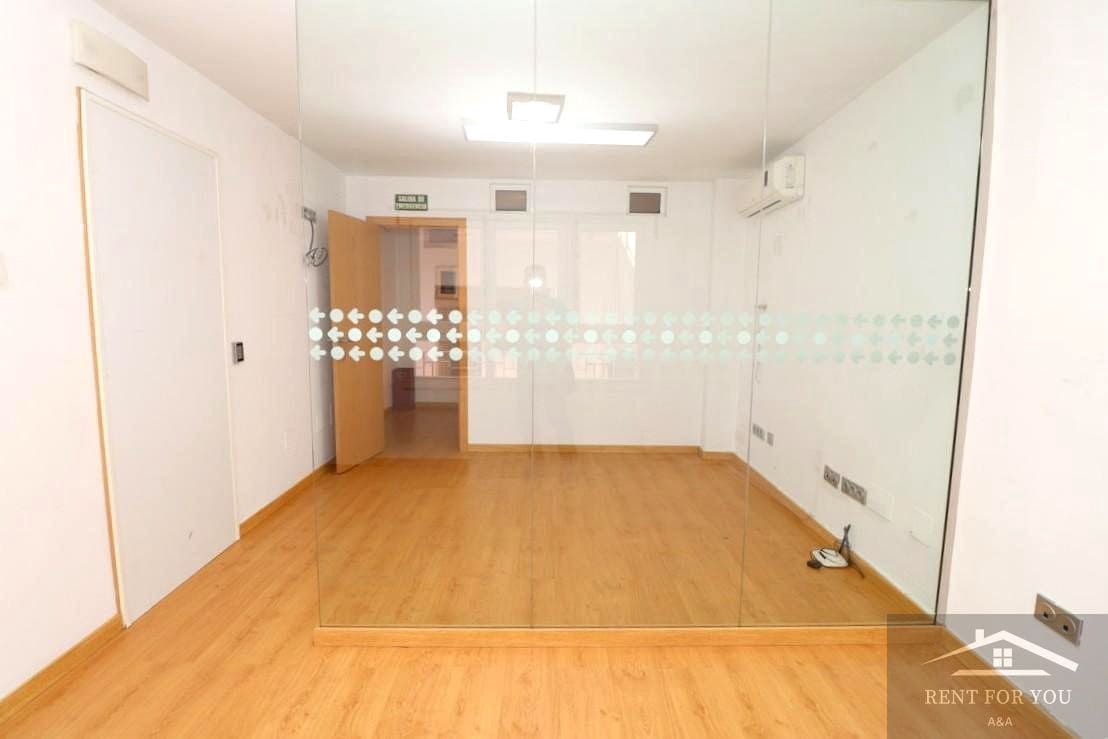 1 makuuhuone Toimisto vuokrattavana paikassa Alhaurin el Grande - 250 € (Ref: 8990211)