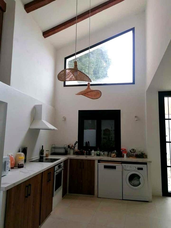 Villa/Maison de 4 chambres à louer à Coin avec piscine - 2 200 € (Ref: 8994394)