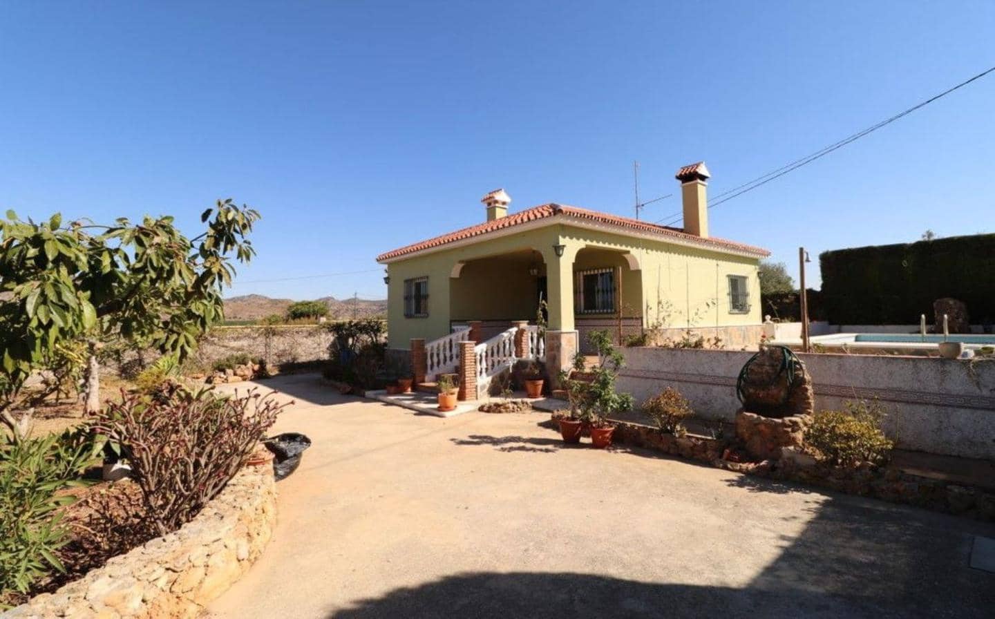 3 soveværelse Villa til leje i Alhaurin de la Torre med swimmingpool - € 1.800 (Ref: 9075999)