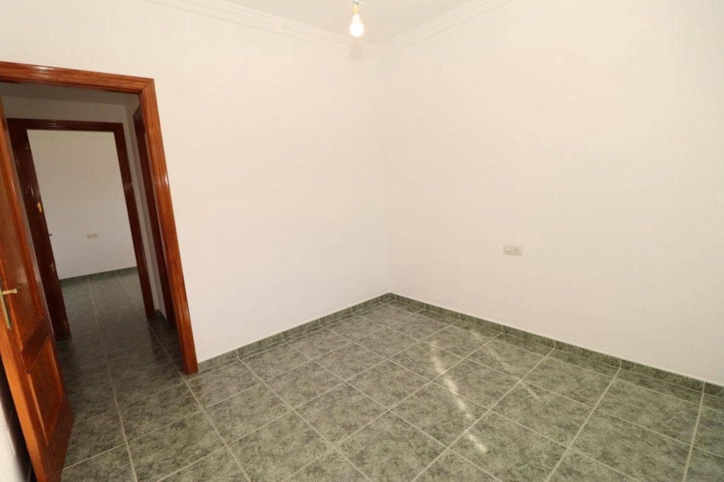 3 soveværelse Villa til leje i Alhaurin de la Torre med swimmingpool - € 1.800 (Ref: 9075999)