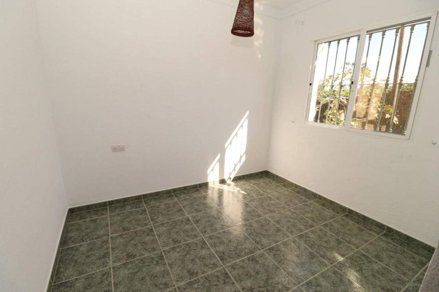 3 soveværelse Villa til leje i Alhaurin de la Torre med swimmingpool - € 1.800 (Ref: 9075999)