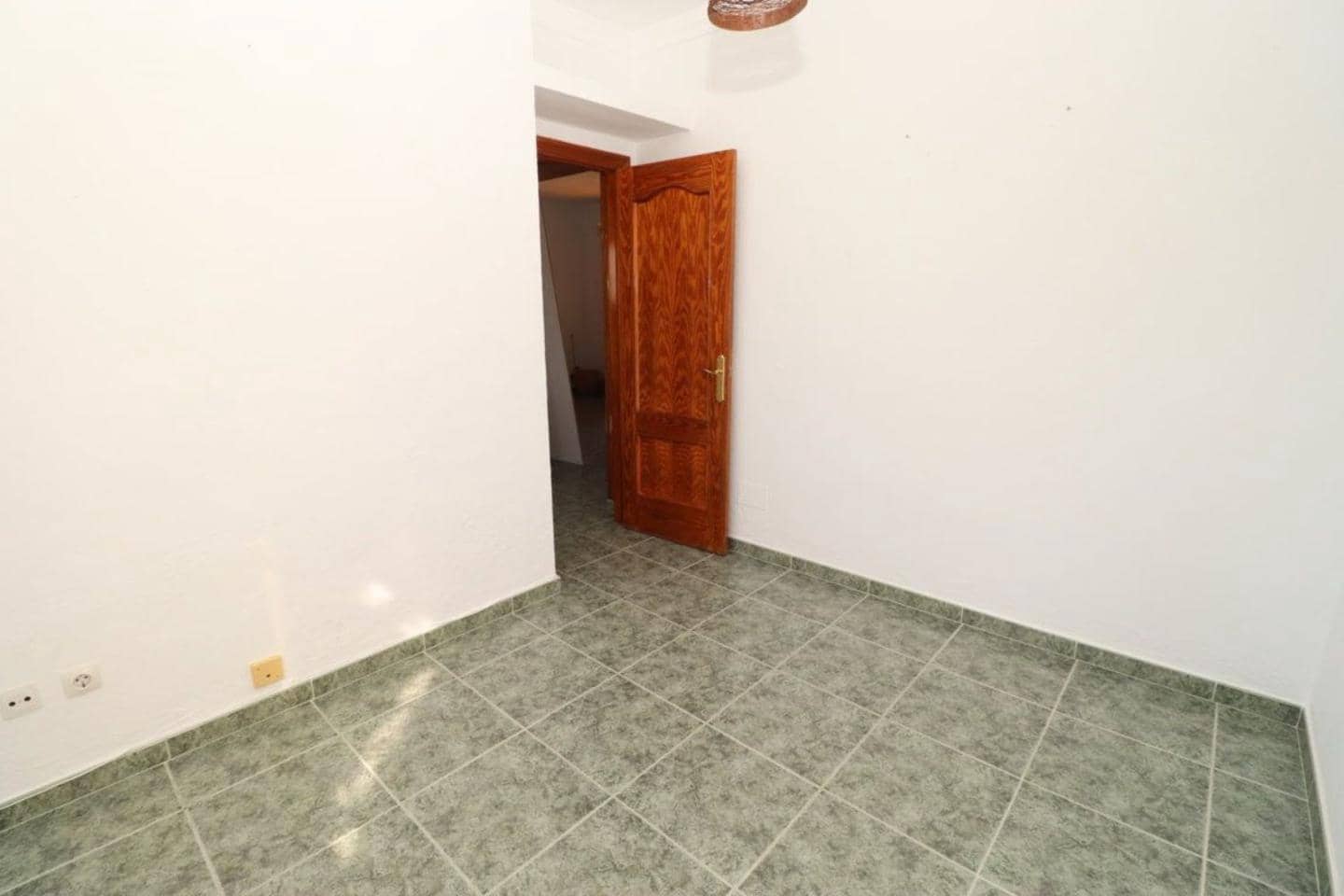 3 soveværelse Villa til leje i Alhaurin de la Torre med swimmingpool - € 1.800 (Ref: 9075999)