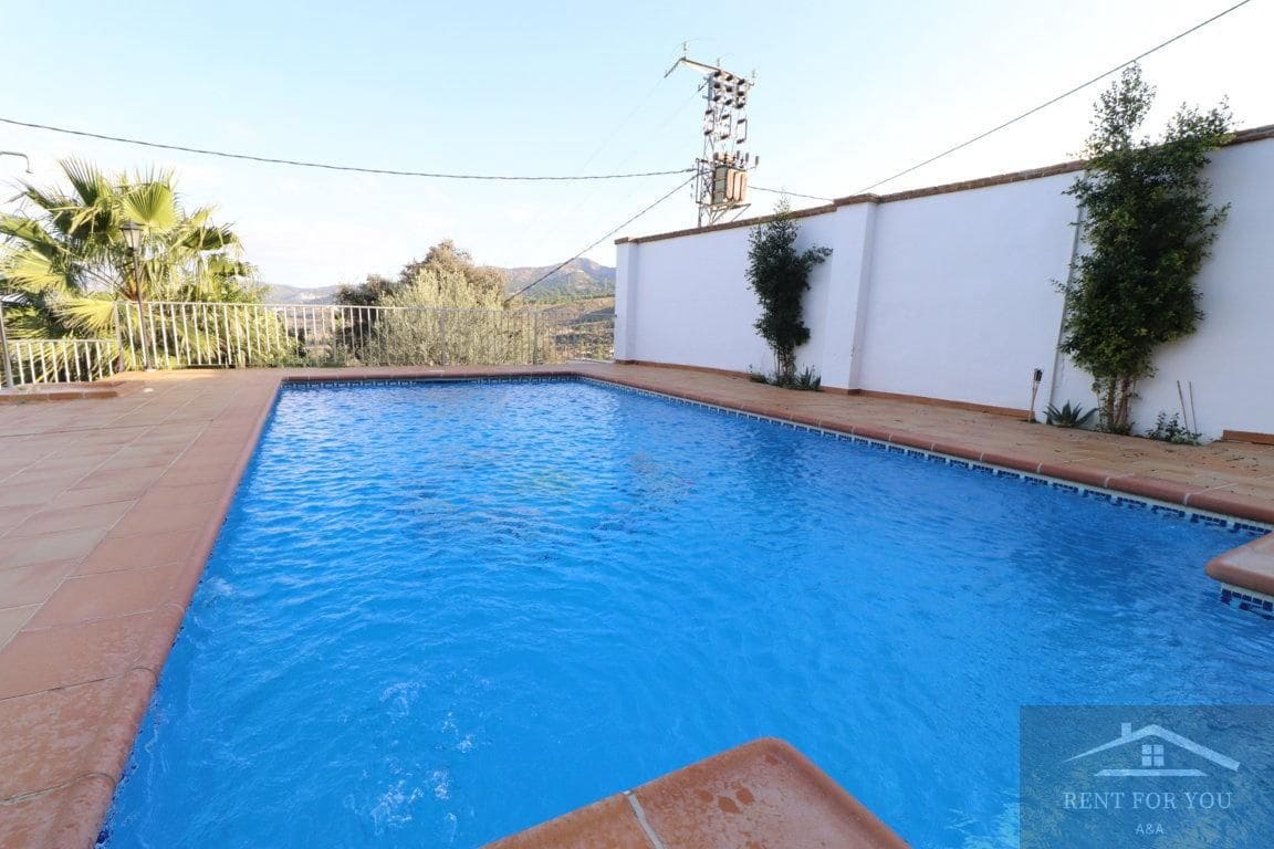 5 sypialnia Willa do wynajęcia w Alhaurin de la Torre z basenem - 4 800 € (Ref: 9092364)