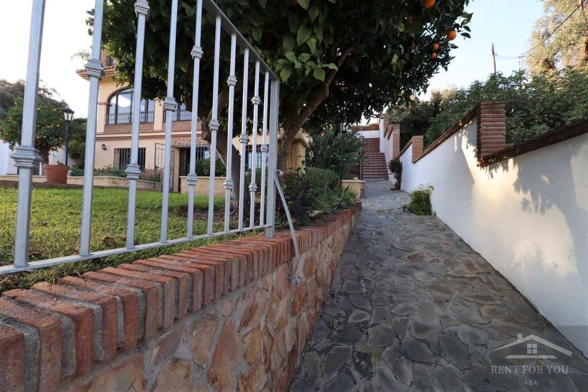 5 sypialnia Willa do wynajęcia w Alhaurin de la Torre z basenem - 4 800 € (Ref: 9092364)