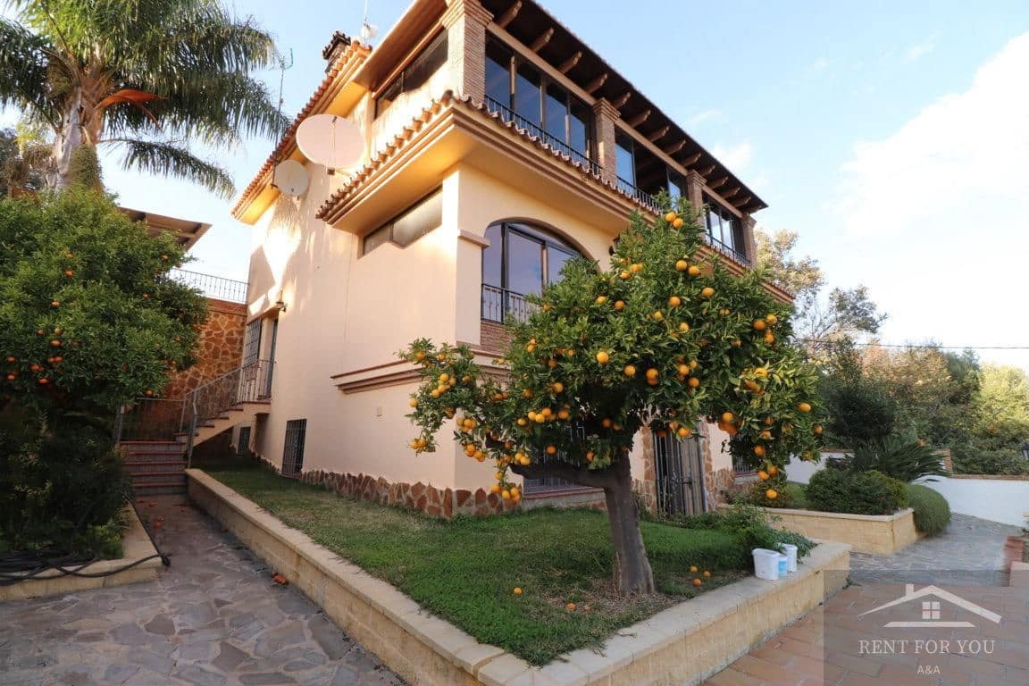 5 sypialnia Willa do wynajęcia w Alhaurin de la Torre z basenem - 4 800 € (Ref: 9092364)