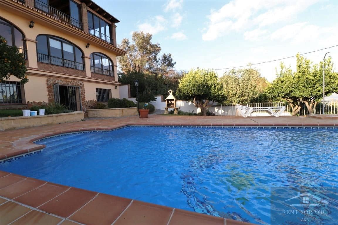 5 sypialnia Willa do wynajęcia w Alhaurin de la Torre z basenem - 4 800 € (Ref: 9092364)