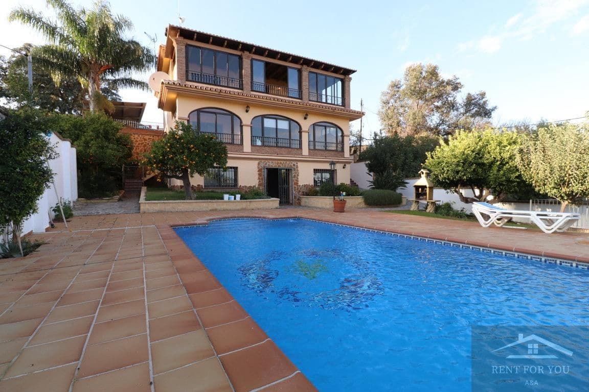 5 sypialnia Willa do wynajęcia w Alhaurin de la Torre z basenem - 4 800 € (Ref: 9092364)