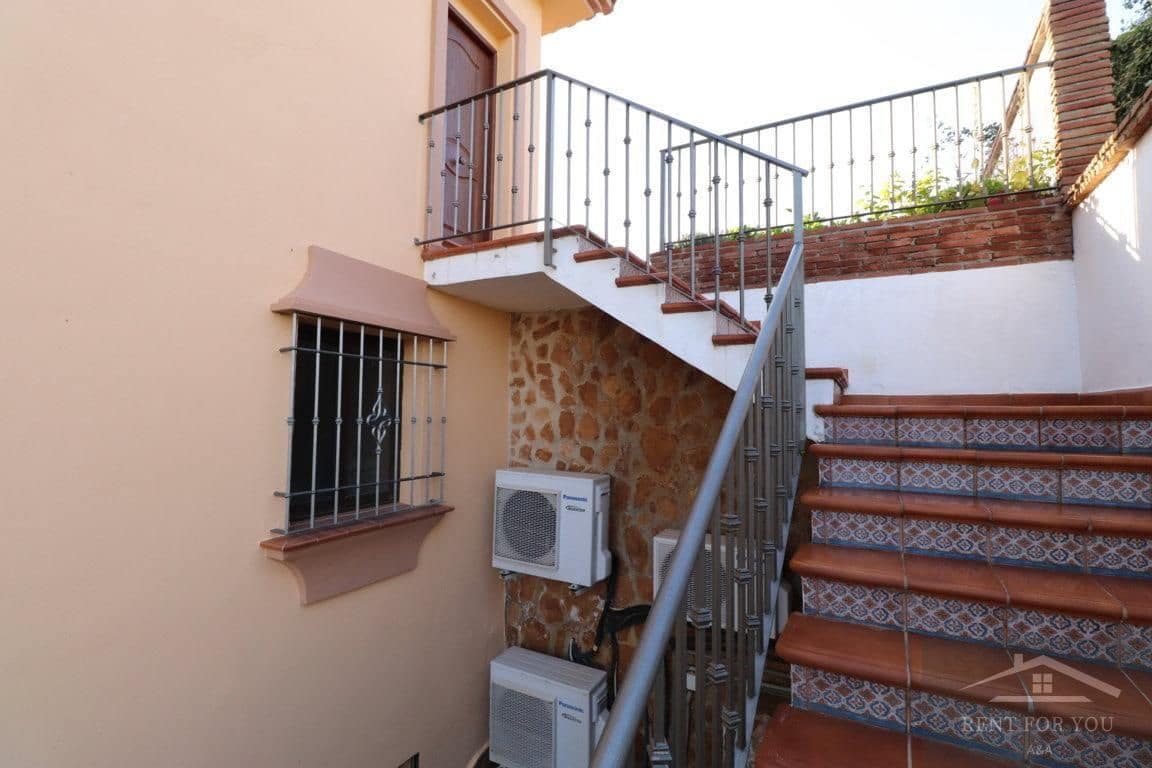 5 sypialnia Willa do wynajęcia w Alhaurin de la Torre z basenem - 4 800 € (Ref: 9092364)