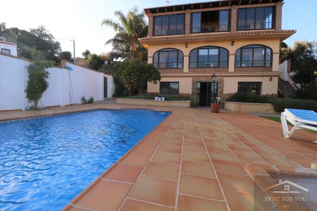 5 sypialnia Willa do wynajęcia w Alhaurin de la Torre z basenem - 4 800 € (Ref: 9092364)