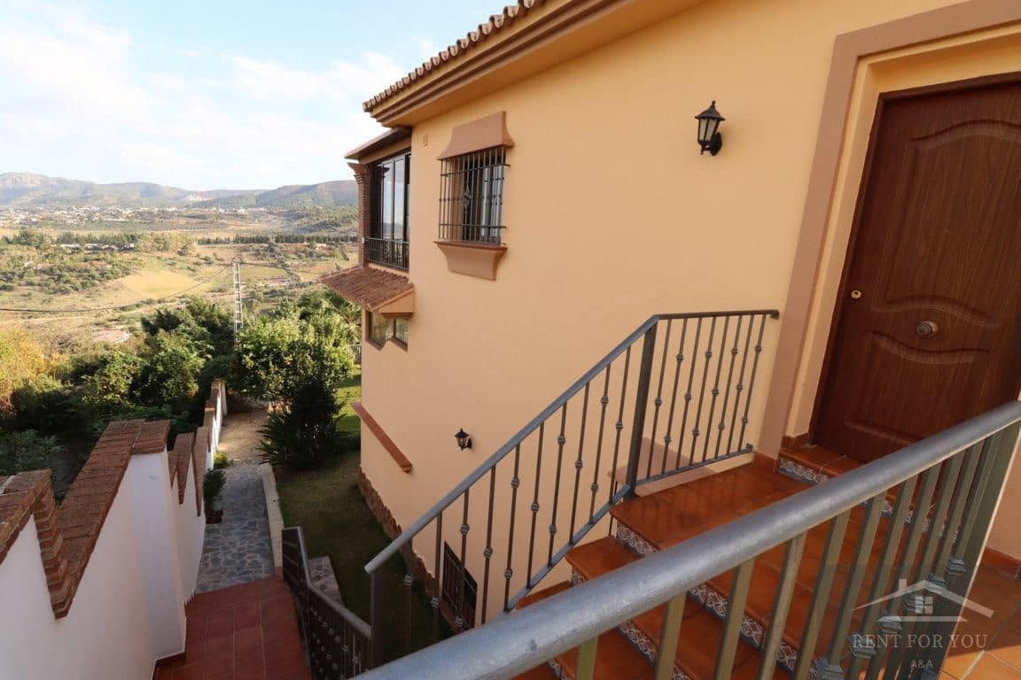 5 sypialnia Willa do wynajęcia w Alhaurin de la Torre z basenem - 4 800 € (Ref: 9092364)