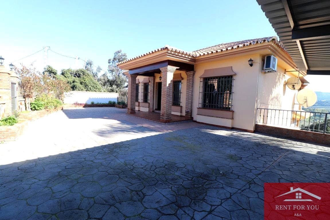 5 sypialnia Willa do wynajęcia w Alhaurin de la Torre z basenem - 4 200 € (Ref: 9092364)