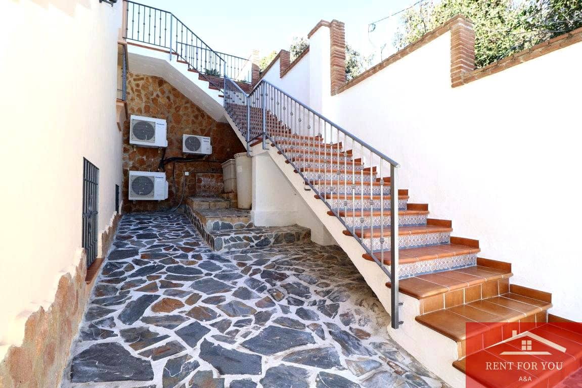 5 sypialnia Willa do wynajęcia w Alhaurin de la Torre z basenem - 4 200 € (Ref: 9092364)