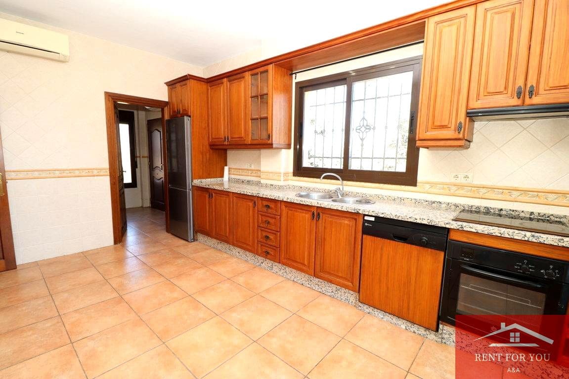 5 sypialnia Willa do wynajęcia w Alhaurin de la Torre z basenem - 4 200 € (Ref: 9092364)