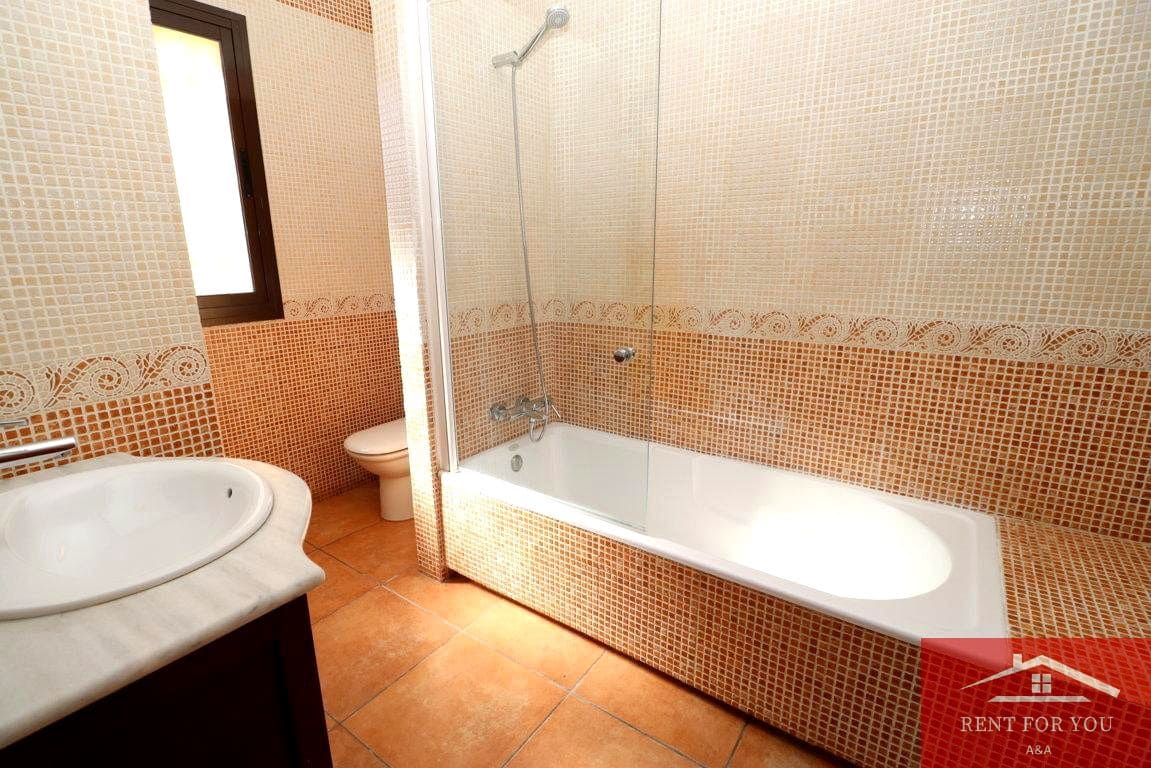 5 sypialnia Willa do wynajęcia w Alhaurin de la Torre z basenem - 4 200 € (Ref: 9092364)