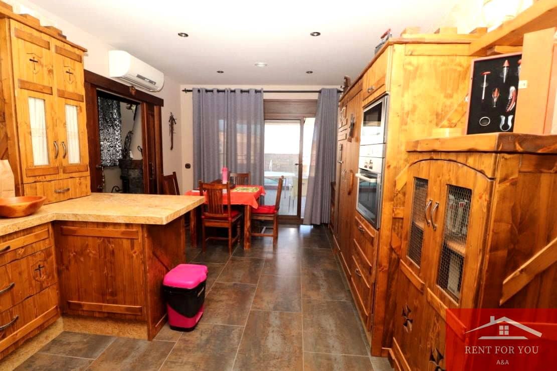 4 soveværelse Villa til leje i Coin med swimmingpool garage - € 4.500 (Ref: 9219508)