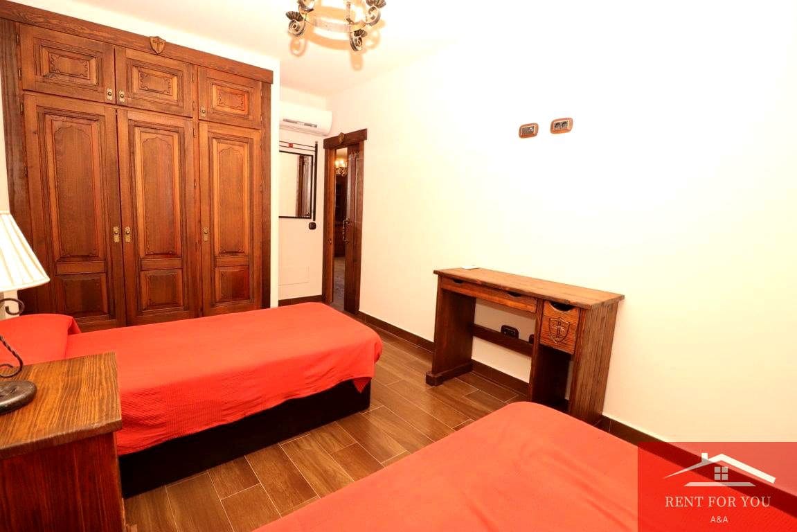 4 soveværelse Villa til leje i Coin med swimmingpool garage - € 4.500 (Ref: 9219508)