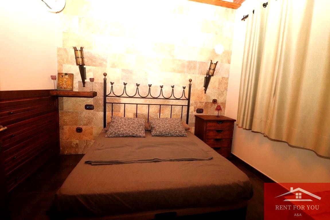 4 soveværelse Villa til leje i Coin med swimmingpool garage - € 4.500 (Ref: 9219508)