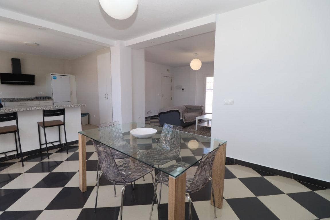 2 bedroom Flat for rent in Alhaurin el Grande - € 750 (Ref: 9240775)