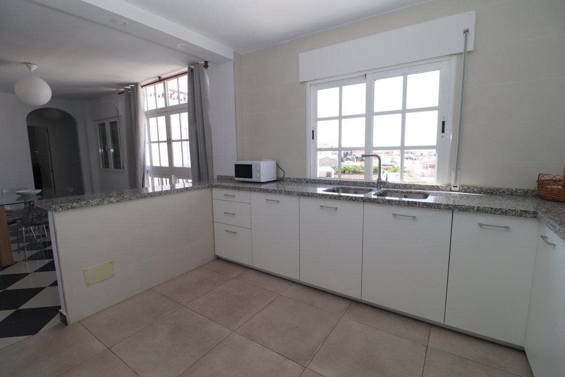 2 bedroom Flat for rent in Alhaurin el Grande - € 750 (Ref: 9240775)