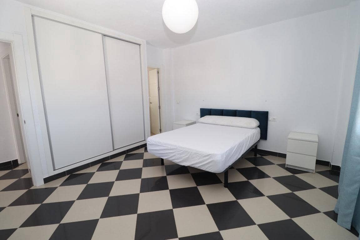 2 bedroom Flat for rent in Alhaurin el Grande - € 750 (Ref: 9240775)