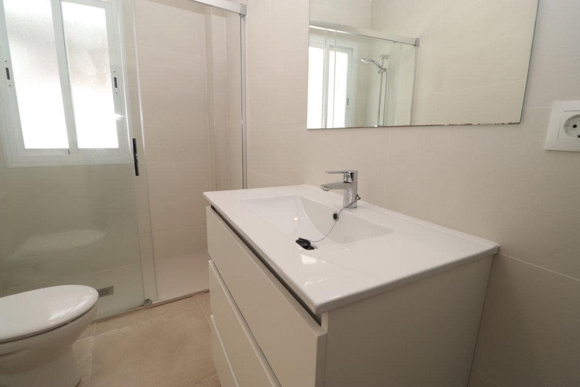 2 bedroom Flat for rent in Alhaurin el Grande - € 750 (Ref: 9240775)