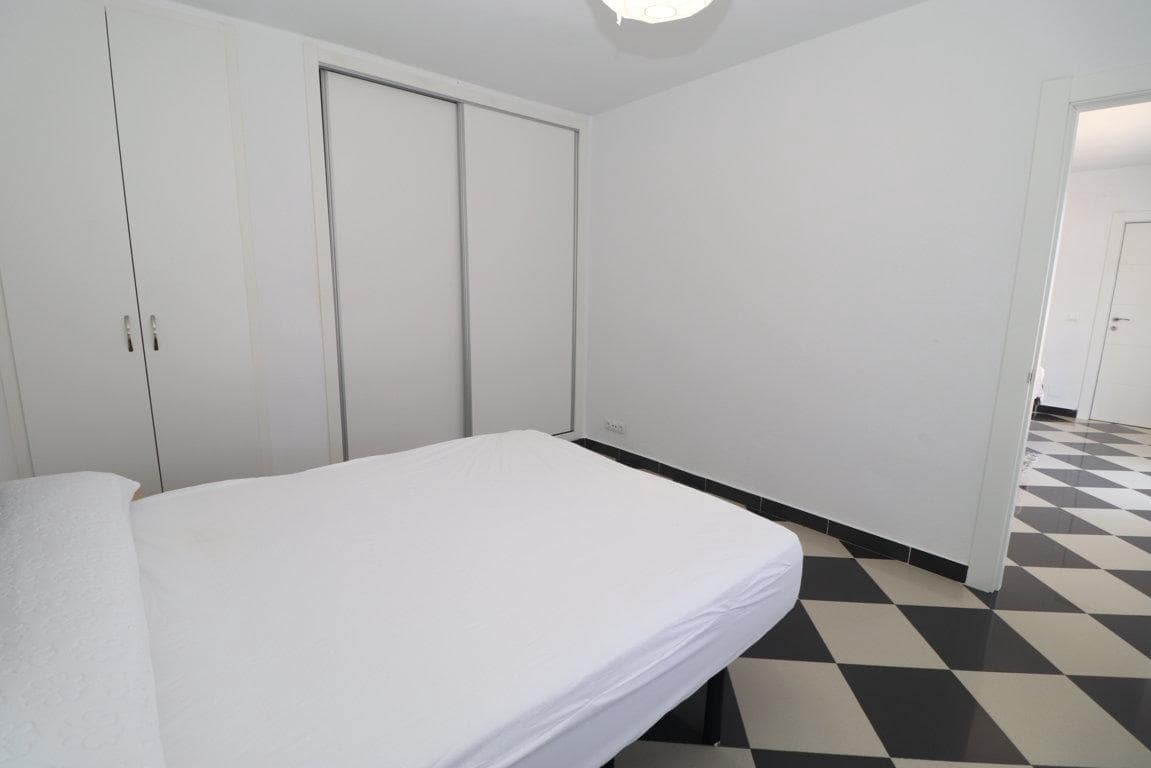 2 bedroom Flat for rent in Alhaurin el Grande - € 750 (Ref: 9240775)