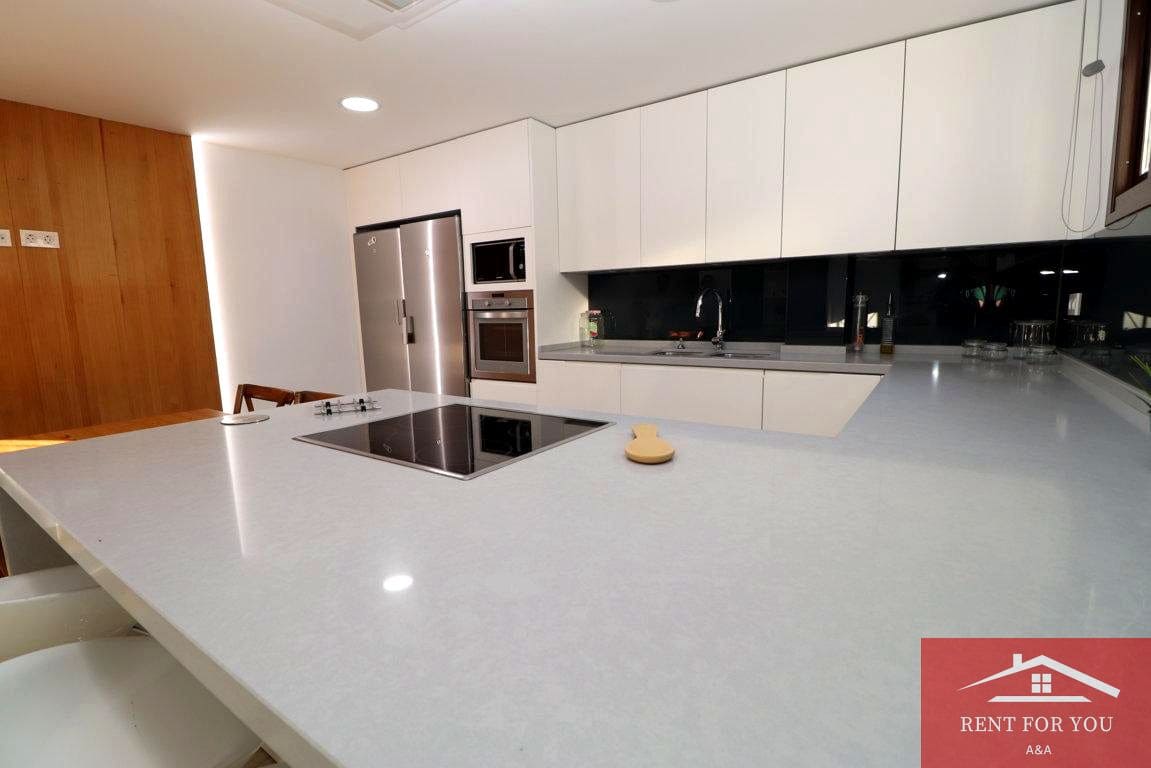 3 quarto Moradia para arrendar em Coin com garagem - 1 250 € (Ref: 9263891)