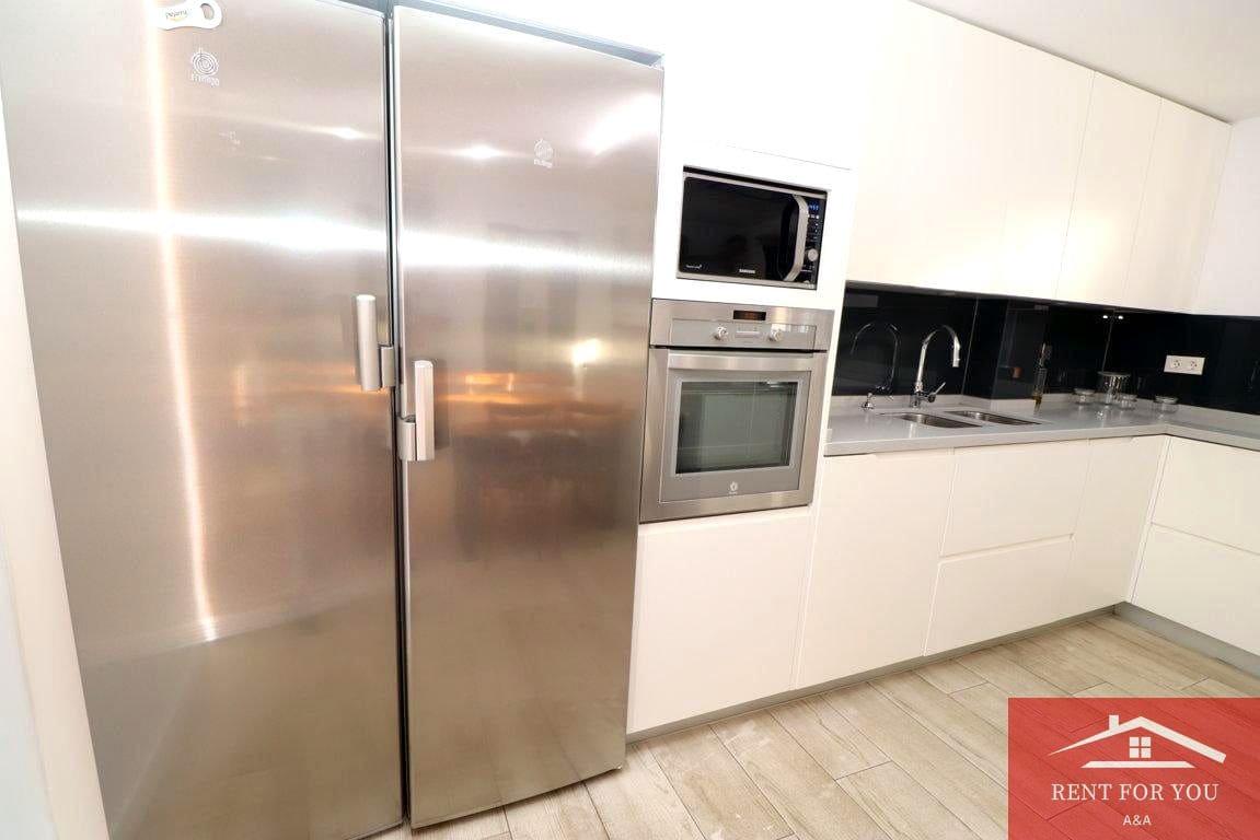 3 quarto Moradia para arrendar em Coin com garagem - 1 250 € (Ref: 9263891)