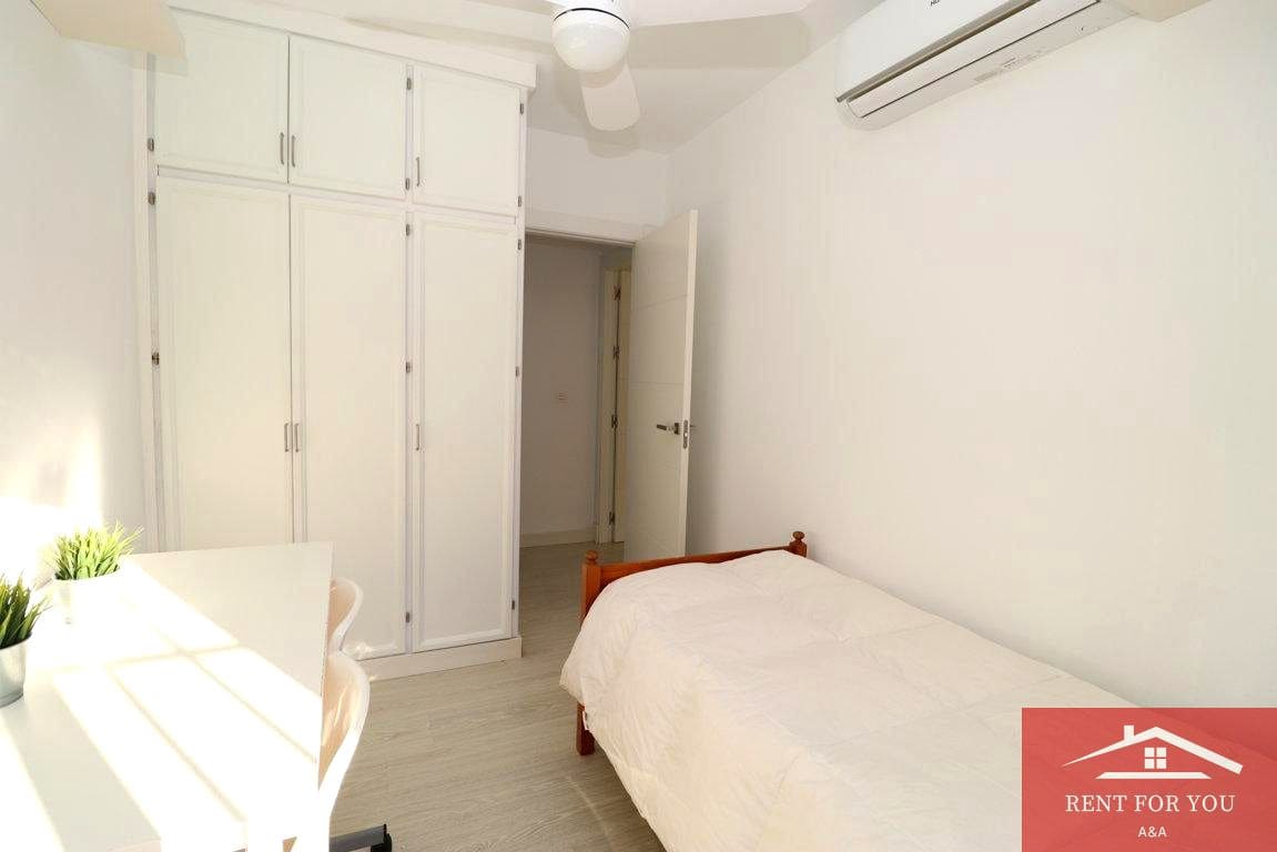 3 quarto Moradia para arrendar em Coin com garagem - 1 250 € (Ref: 9263891)