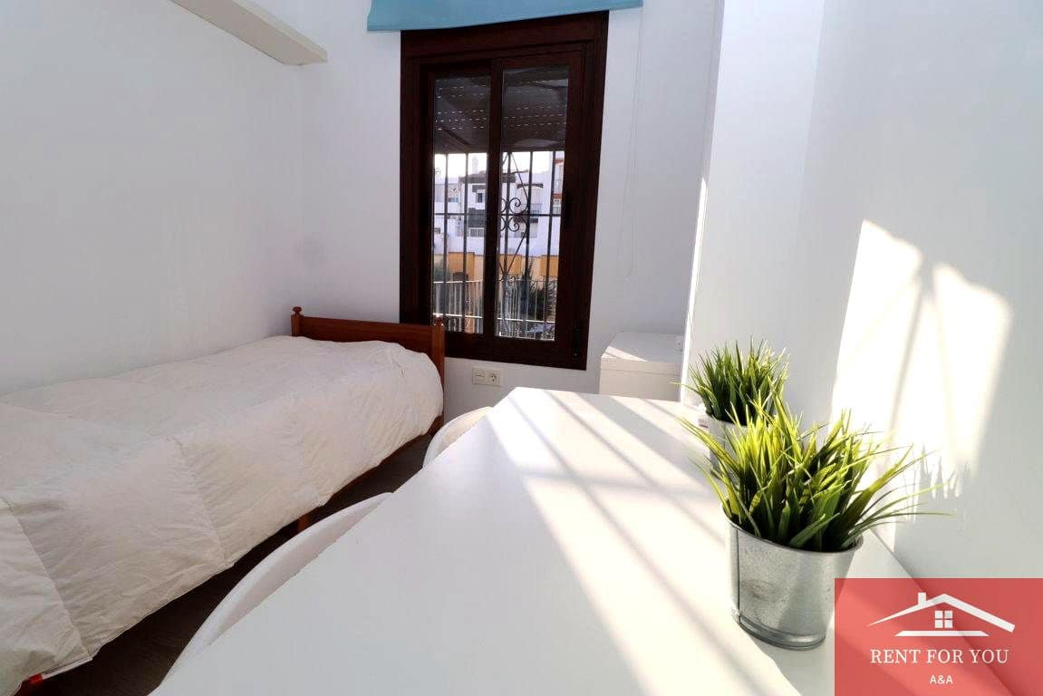 3 quarto Moradia para arrendar em Coin com garagem - 1 250 € (Ref: 9263891)