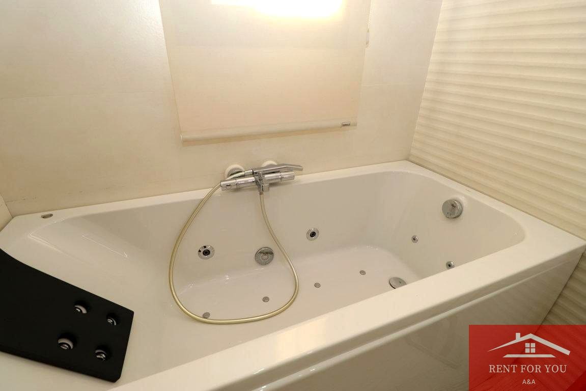 3 quarto Moradia para arrendar em Coin com garagem - 1 250 € (Ref: 9263891)
