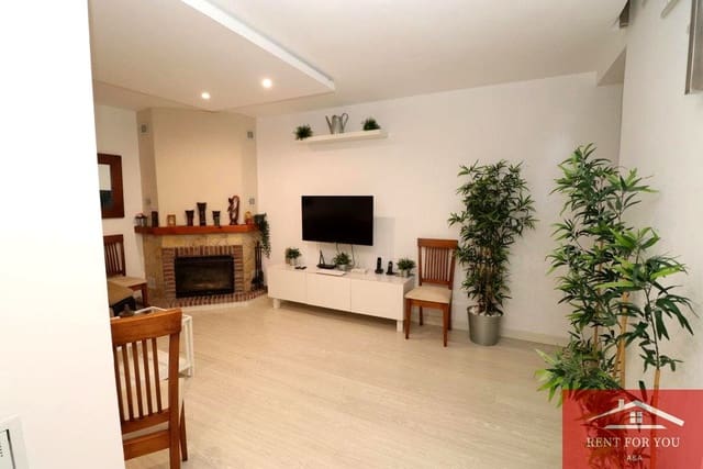 3 quarto Moradia para arrendar em Coín com garagem - 1 250 € (Ref: 9263891)