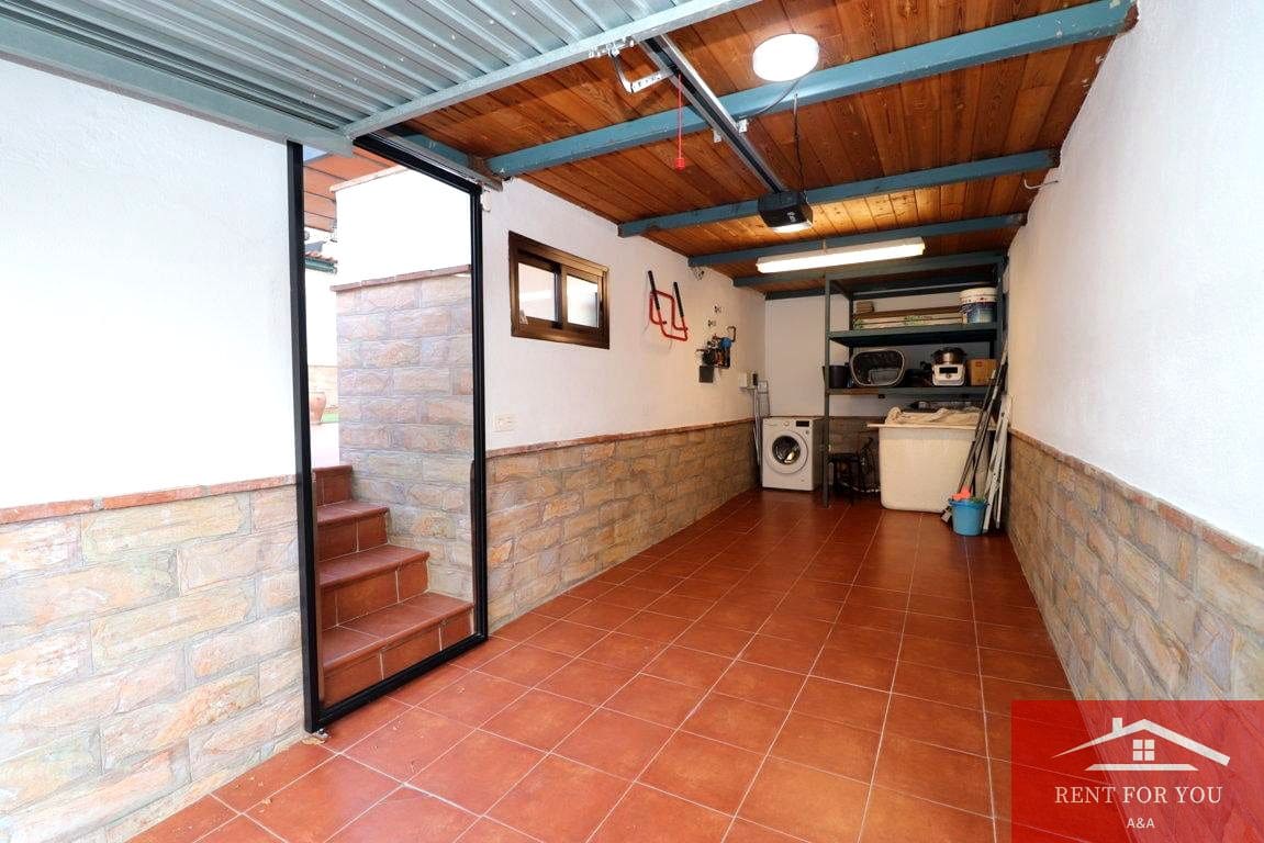 3 quarto Moradia para arrendar em Coin com garagem - 1 250 € (Ref: 9263891)